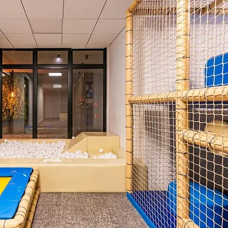 Apartment Vacationclub Port 515 *